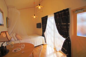 Romantic Cabin, Multiple Beds, Non Smoking | Living area | TV - Tiny House Hotel Moritabby (Yamanakako)