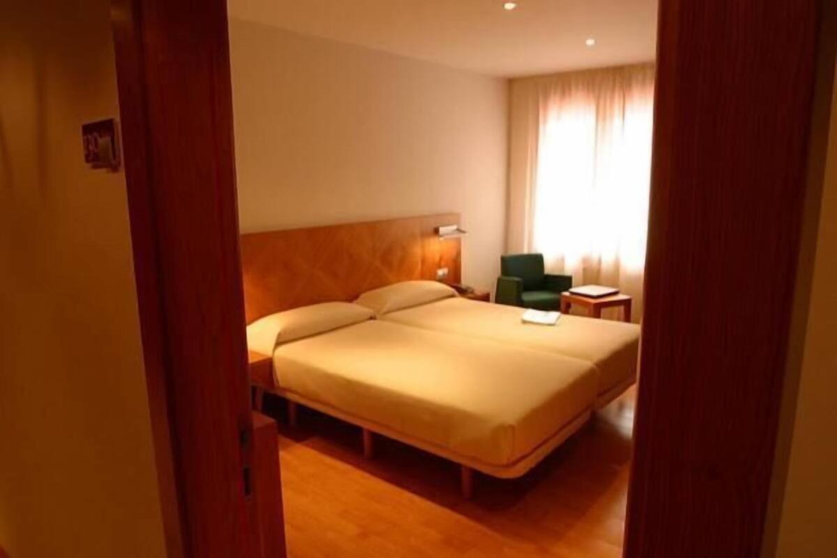 minibar, in-room safe, desk, cots/infant beds