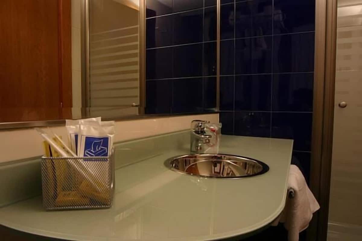 free toiletries, hair dryer, towels