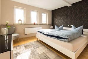 House, 2 Bedrooms (2 Etagen) | Blackout drapes, iron/ironing board, free cribs/infant beds, free WiFi - Ferienhaus Vergißmeinnicht (Oberhof)