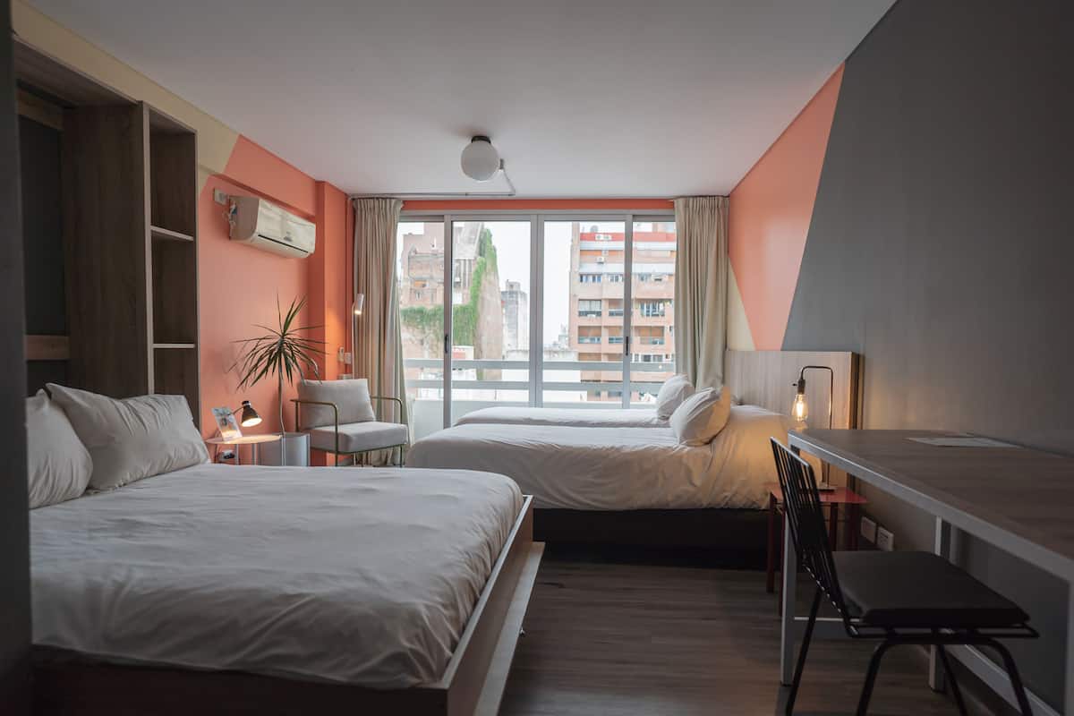 Habitación familiar | Wifi gratis y ropa de cama