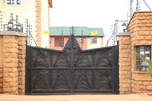 Property entrance - At Home With Karuris (Eldoret)
