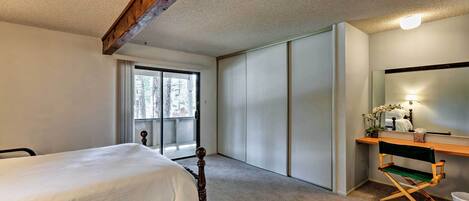 3 bedrooms, desk, iron/ironing board, travel cot