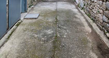 Appartement 2 PiĂšces (42 m2) au coeur d'un village du Carcassonnais