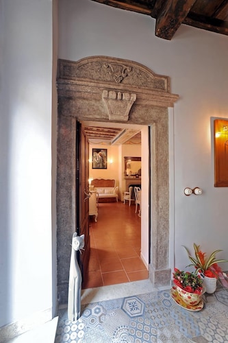 Historisches Haus mit Aussicht in Soriano nel Cimino