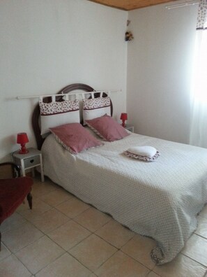 2 camere, ferro/asse da stiro, Wi-Fi