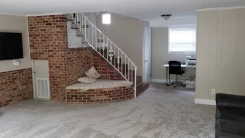 Rumah, Beberapa Tempat Tidur | Area keluarga | TV layar datar