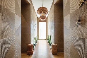 Hammam, soins d'aromathérapie, massages aux pierres chaudes