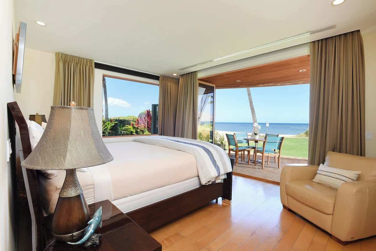 12 bedrooms, iron/ironing board, free WiFi, bed sheets