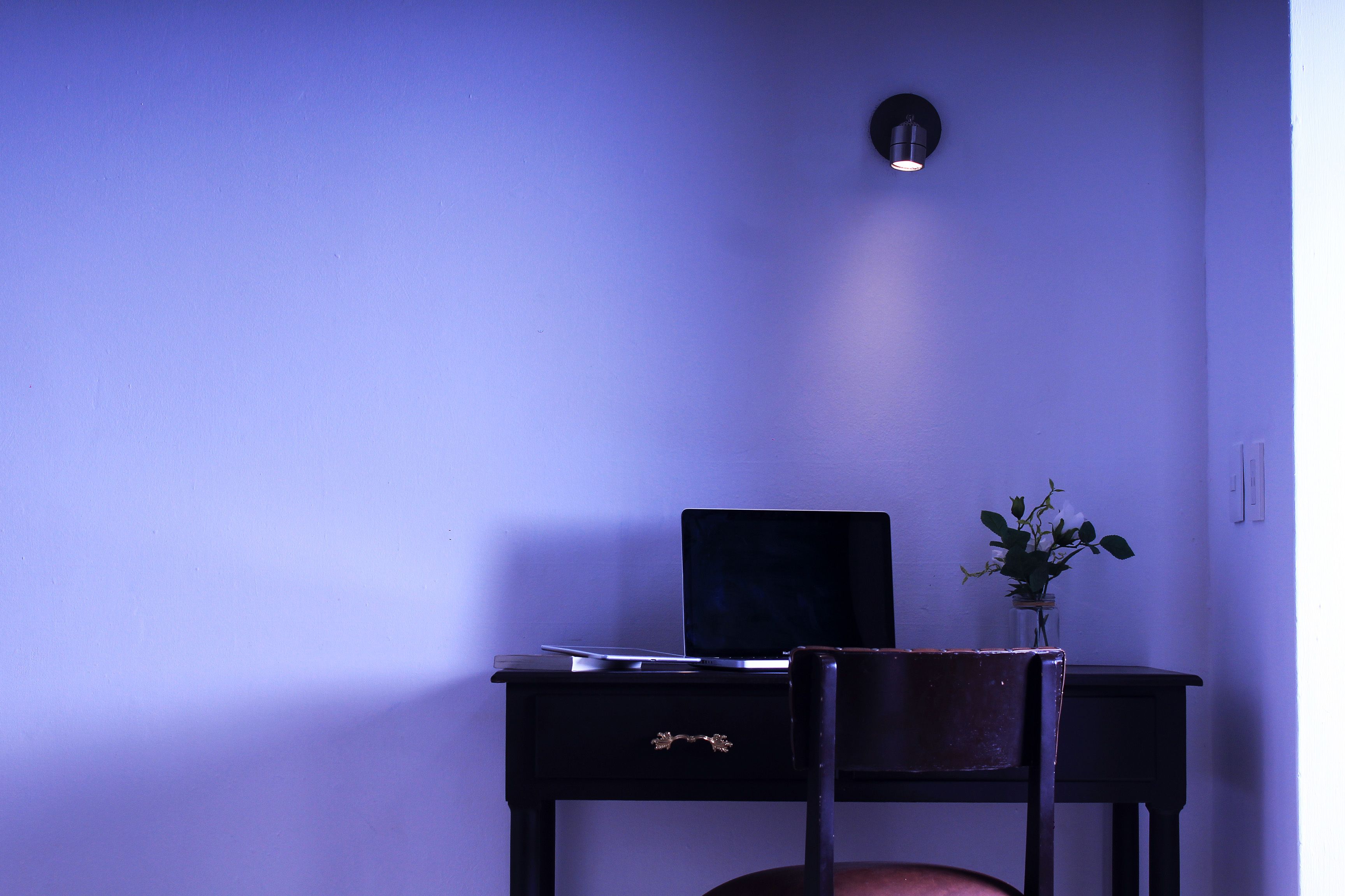 in-room safe, individually decorated, individually furnished, desk