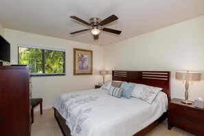 3 habitaciones, escritorio, tabla de planchar con plancha y wifi gratis 