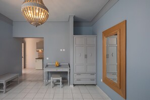 Chambre Deluxe avec lits jumeaux | 2 chambres, coffres-forts dans les chambres, Wi-Fi gratuit