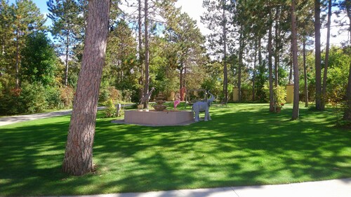 Beautiful house on the lake.
