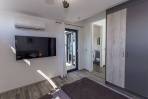 3 多间卧室、熨斗/熨衣板、旅行婴儿床、WiFi