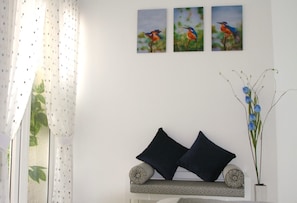 Luxury Apartment, 3 Bedrooms | Living area | TV, DVD player - Grandiose Fairway Galle (Galle)