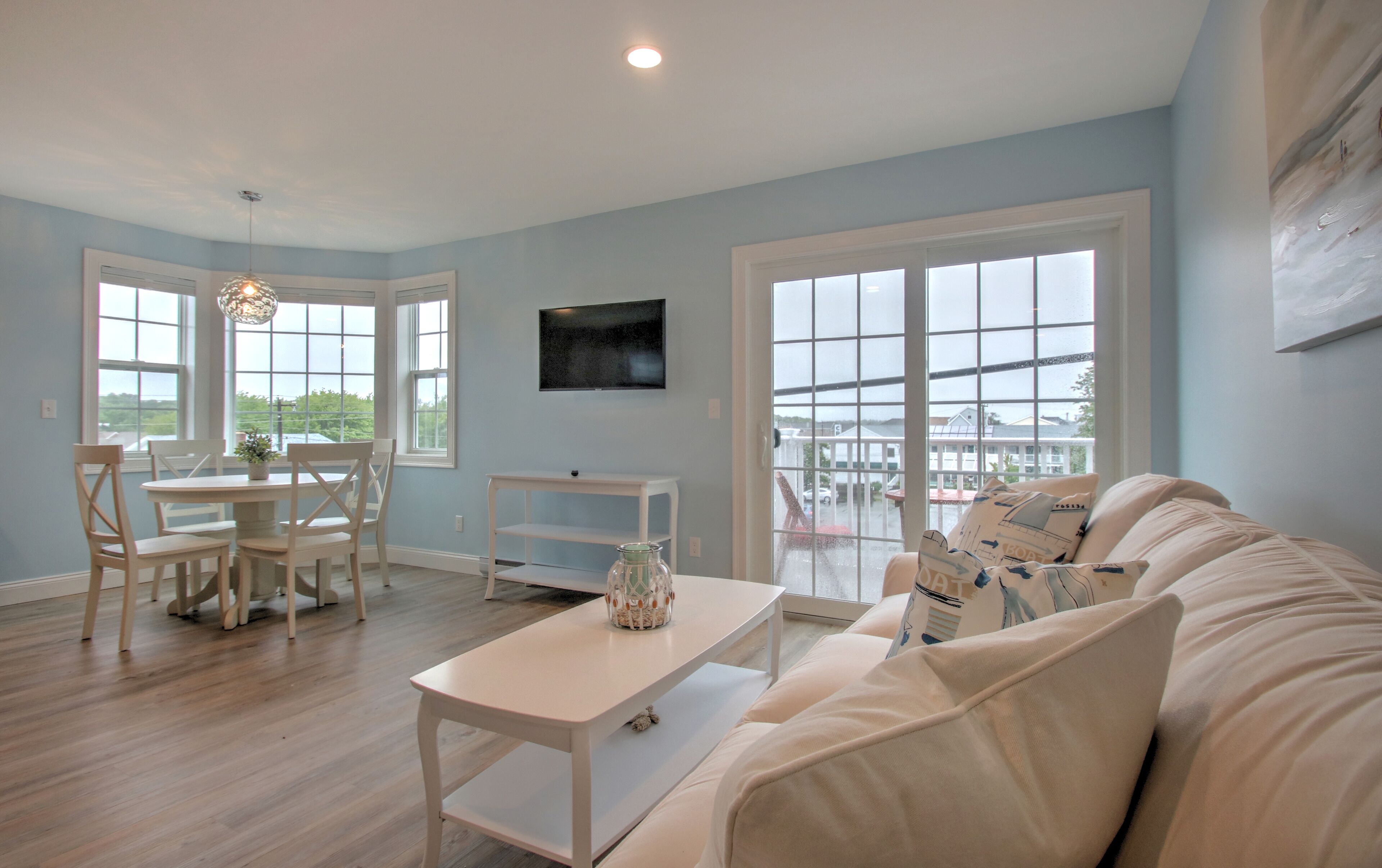 Atlantic Ocean Suites - Sand Dune  Suite 14 (1 Bedroom)