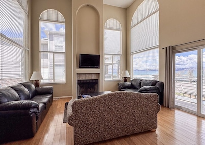 Updated Yacht Drive Town Home 952 # 1 (Free Wi-Fi)