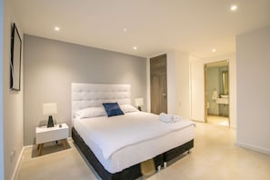 1 habitación, wifi y ropa de cama