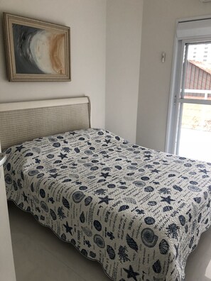 3 bedrooms, iron/ironing board, WiFi, wheelchair access