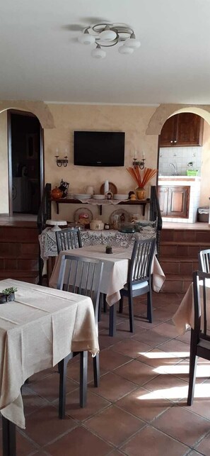 Petit déjeuner buffet compris tous les jours