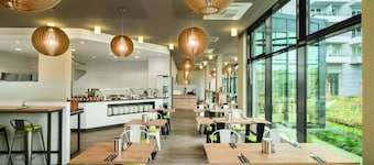 Super 8 by Wyndham Hamburg Mitte