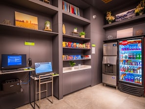 Snack-bar