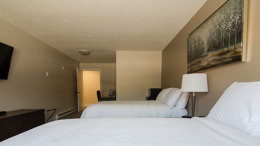 Northwood Plaza Hotel