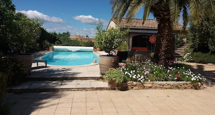 Monpertuis' Wine Tourism Lodgings - Gîte Francine