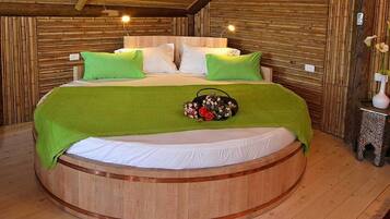 Suíte executiva (hadarim) | Frigobar, individualmente decorados, quartos à prova de som