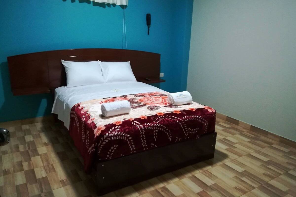 Estudio Deluxe, 1 cama matrimonial | Escritorio, cortinas blackout, wifi gratis y ropa de cama 