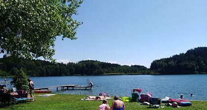 Large vacation apartment, wonderful view of the countryside, approx. 6 km from Lake Constance