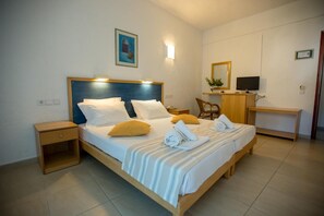 Room - Neos Ikaros (Agios Vasileios)