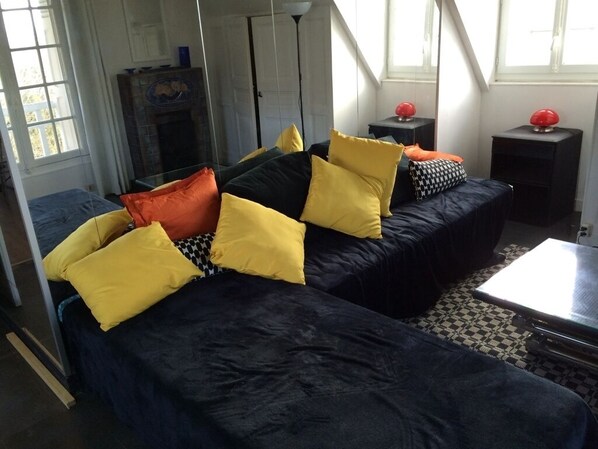 TV, DVD player, stereo