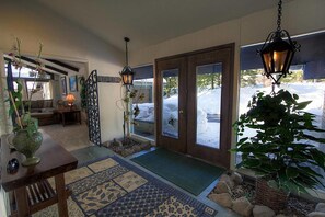 Interior - Blue Laulea (Incline Village)