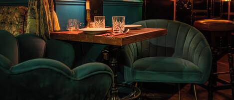 Bar (en el alojamiento)