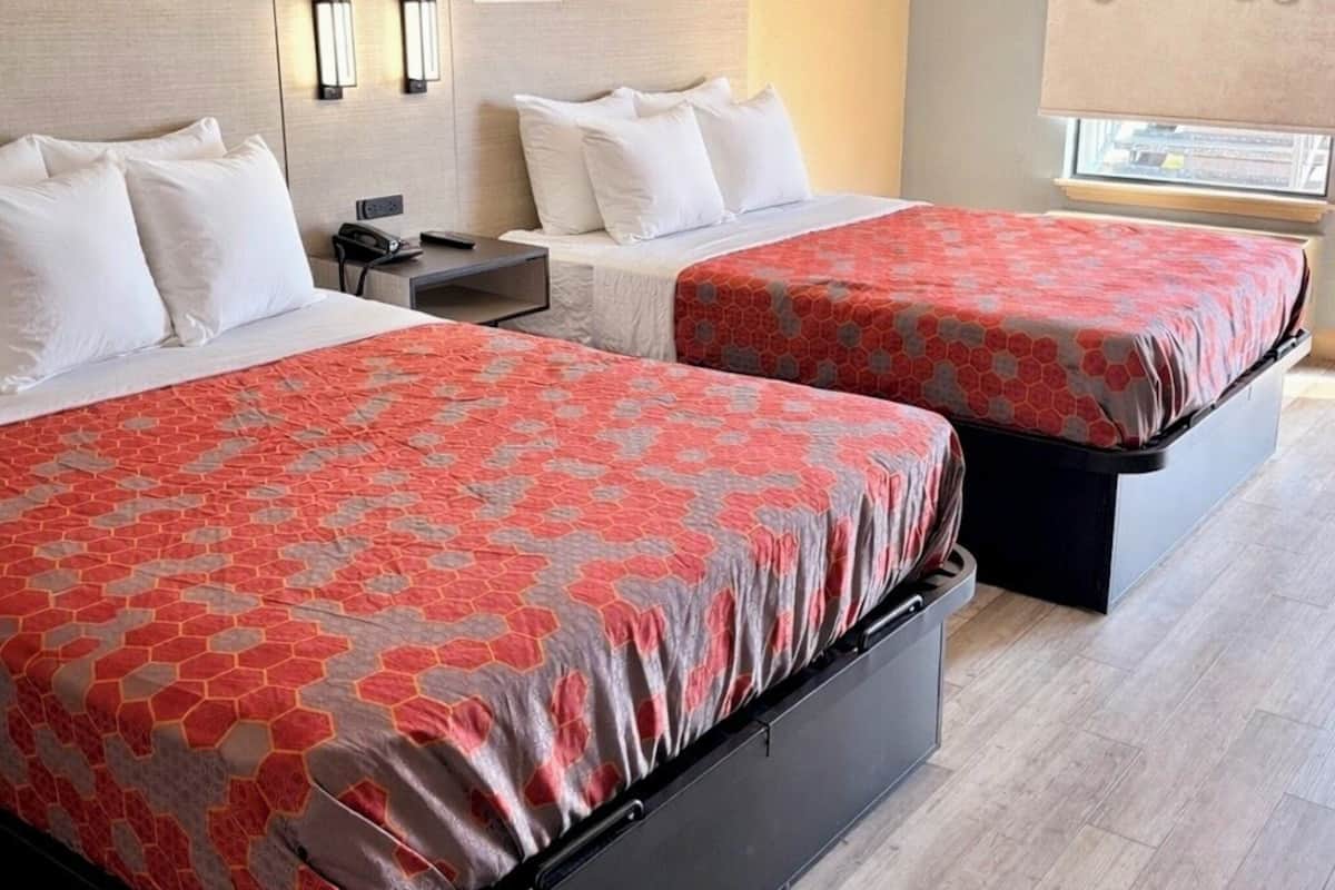 Skrivebord, skrivebord for bærbar PC, blendingsgardiner og lydisolert