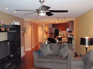 Smart TV, DVD player, stereo