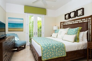 2 quartos, cofres nos quartos, ferros/tábuas de passar roupa