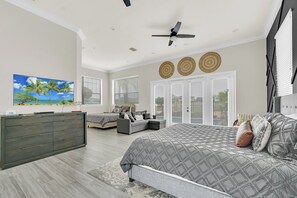 6 slaapkamers, een strijkplank/strijkijzer, wifi, beddengoed