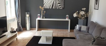 グリヨン、「グリニャン」のセビニェ城の近く。