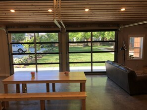 Interior detail - Eastside Guesthouse (Bishop)