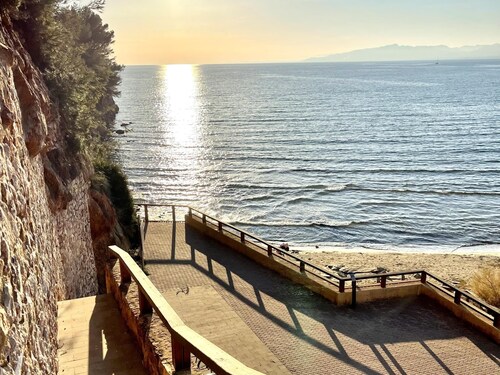 APARTBEACH ADRIATICO RELAX BEACHFRONT WITH SWIMMING POOL AND PARKING
