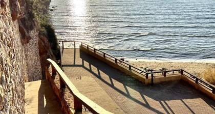 APARTBEACH ADRIATICO RELAX BEACHFRONT WITH SWIMMING POOL AND PARKING