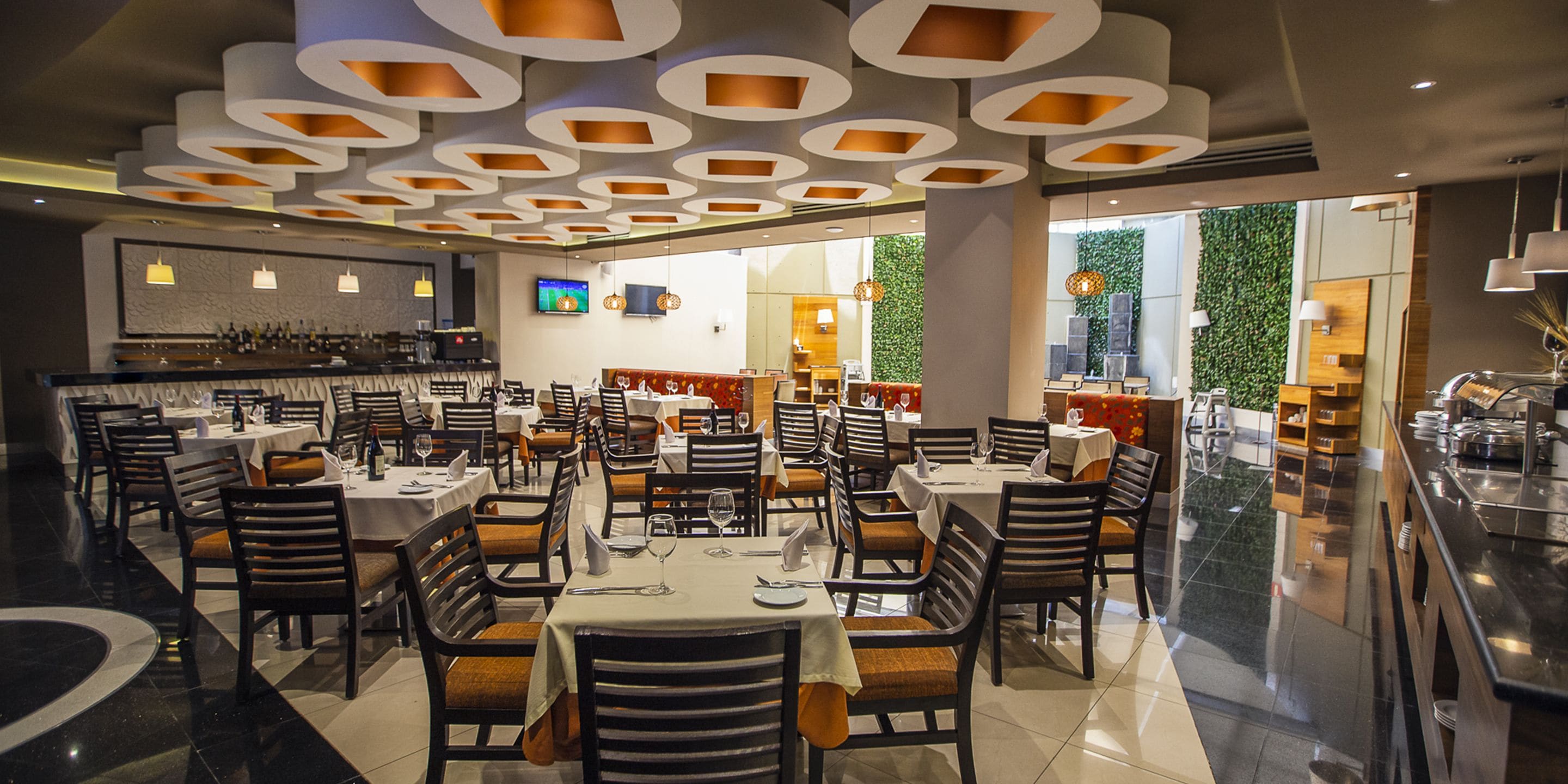 Daily full breakfast (MXN 175 per person)