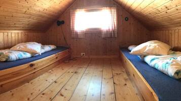 Standard Cottage, Multiple Beds, Lake View