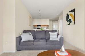 Superior Apartment, 2 Bedrooms, Non Smoking, 2 Bathrooms (Self Check-in with Virtual Front Desk) | Living area | Flat-screen TV, Netflix