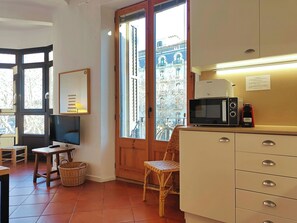 Interior - Rambla F - Plaça Catalunya, great views! (Barcelona)