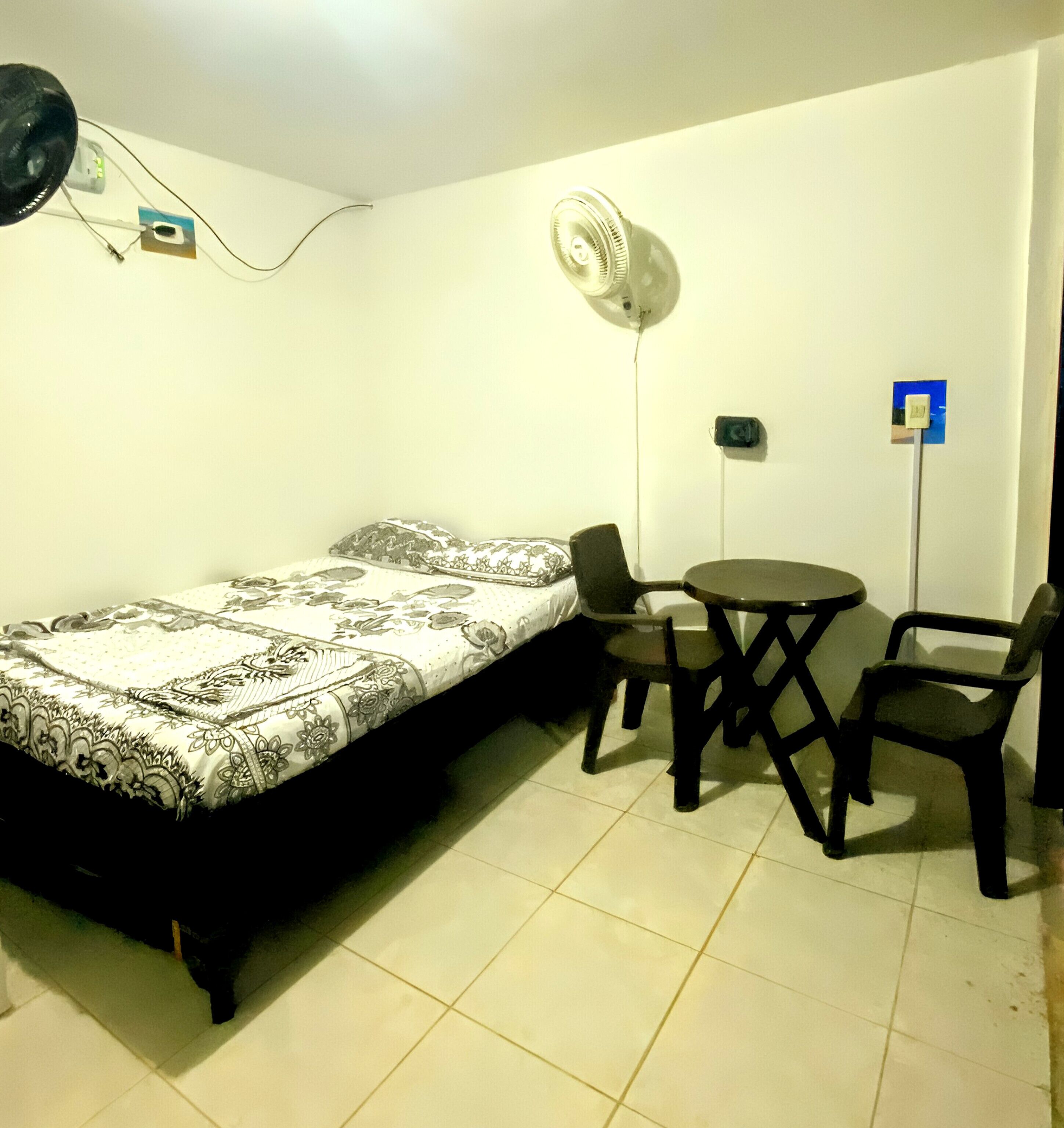 1 habitación, wifi gratis, ropa de cama y acceso para silla de ruedas 