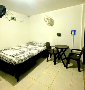 1 dormitori, wifi gratuïta i roba de llit 