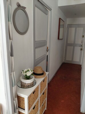 Interior - Charming apartment downtown Aix en Provence - Opportunities to seize (AIX EN PROVENCE)